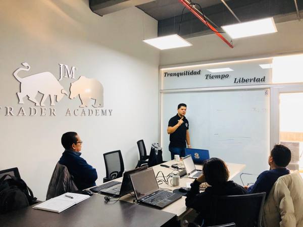 Evento de JM Trader Academy, foto 1 de 13